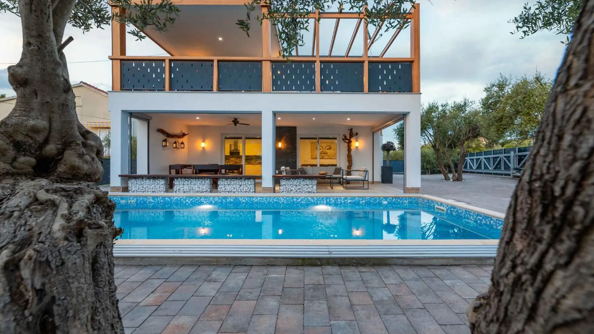 House And Apt. In Milcetici - Insel Krk 50080 contacts